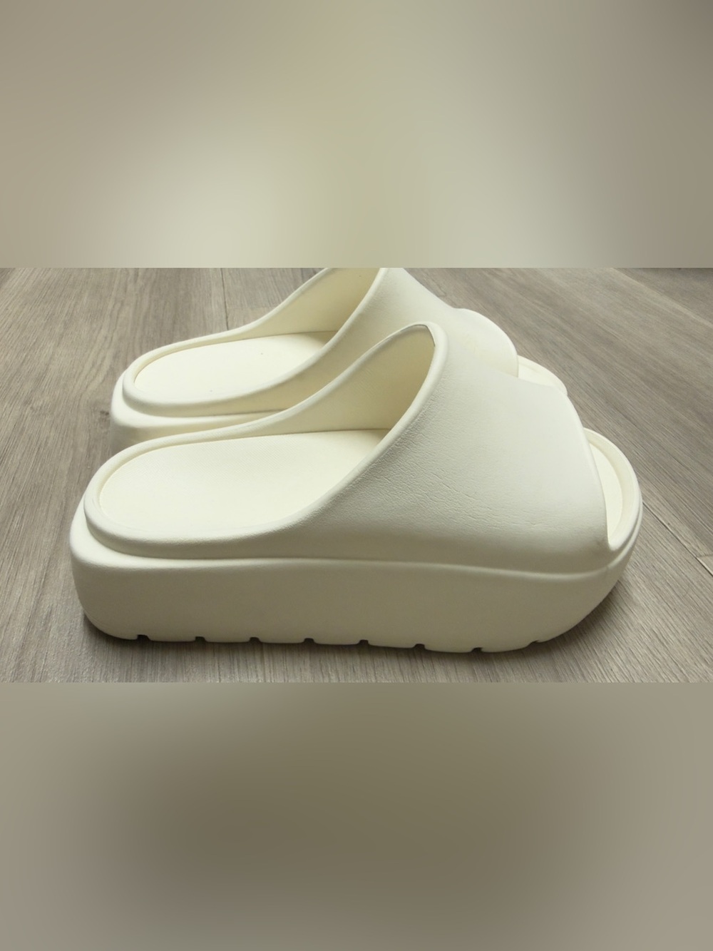 Cream Minimalist Slip-On Platform Slides
